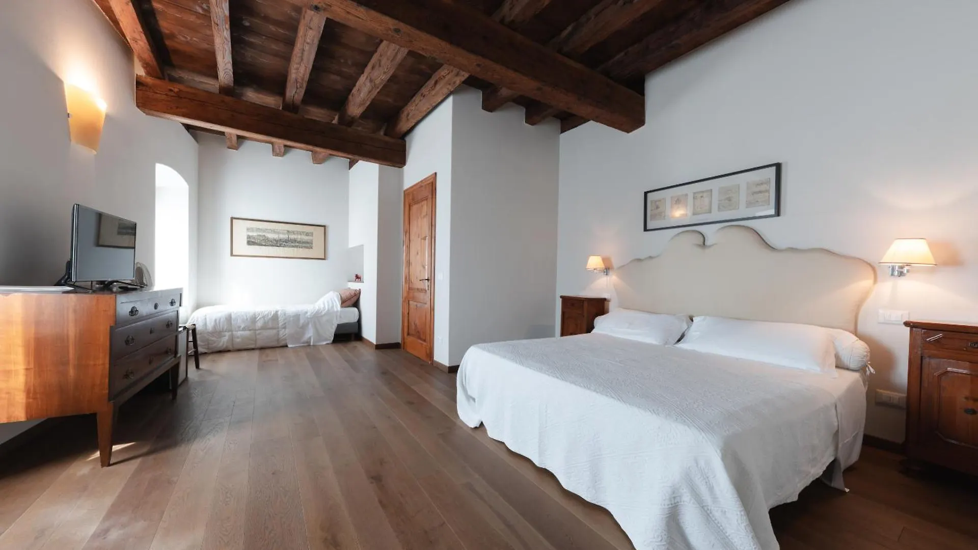 Corte Castello Affi