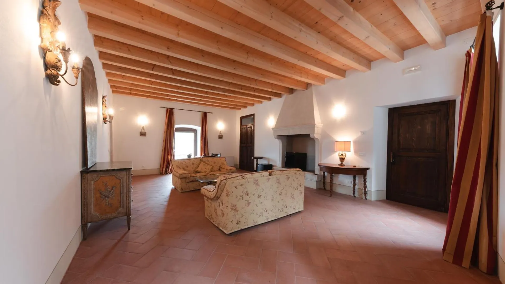 Corte Castello Affi 2*,  Italy
