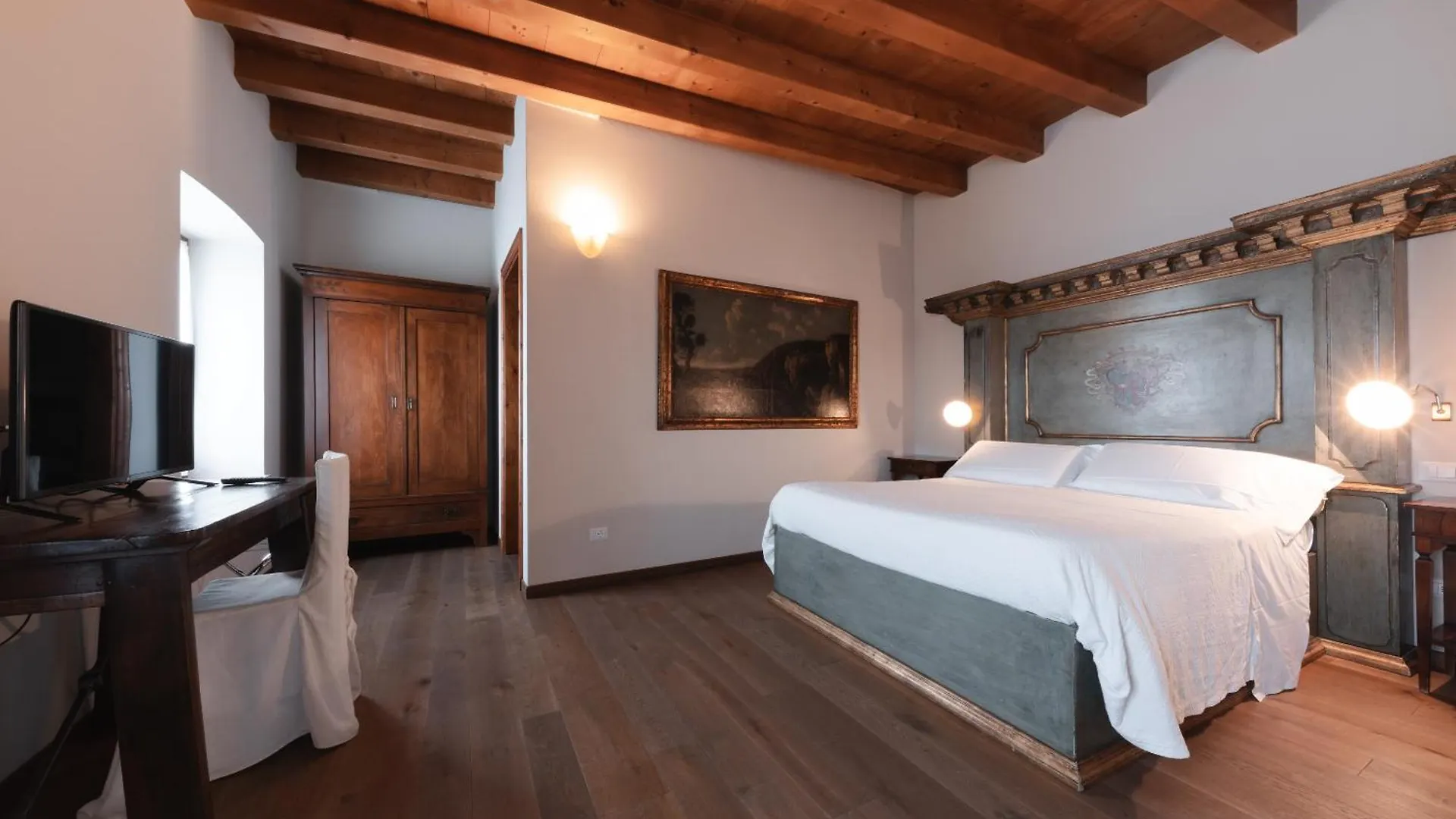 Corte Castello Affi Guest house