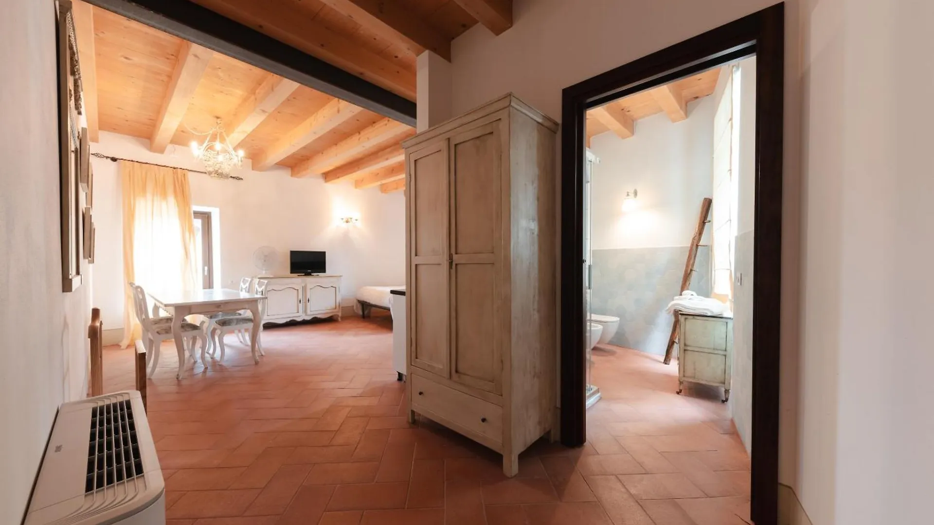 Corte Castello 阿菲